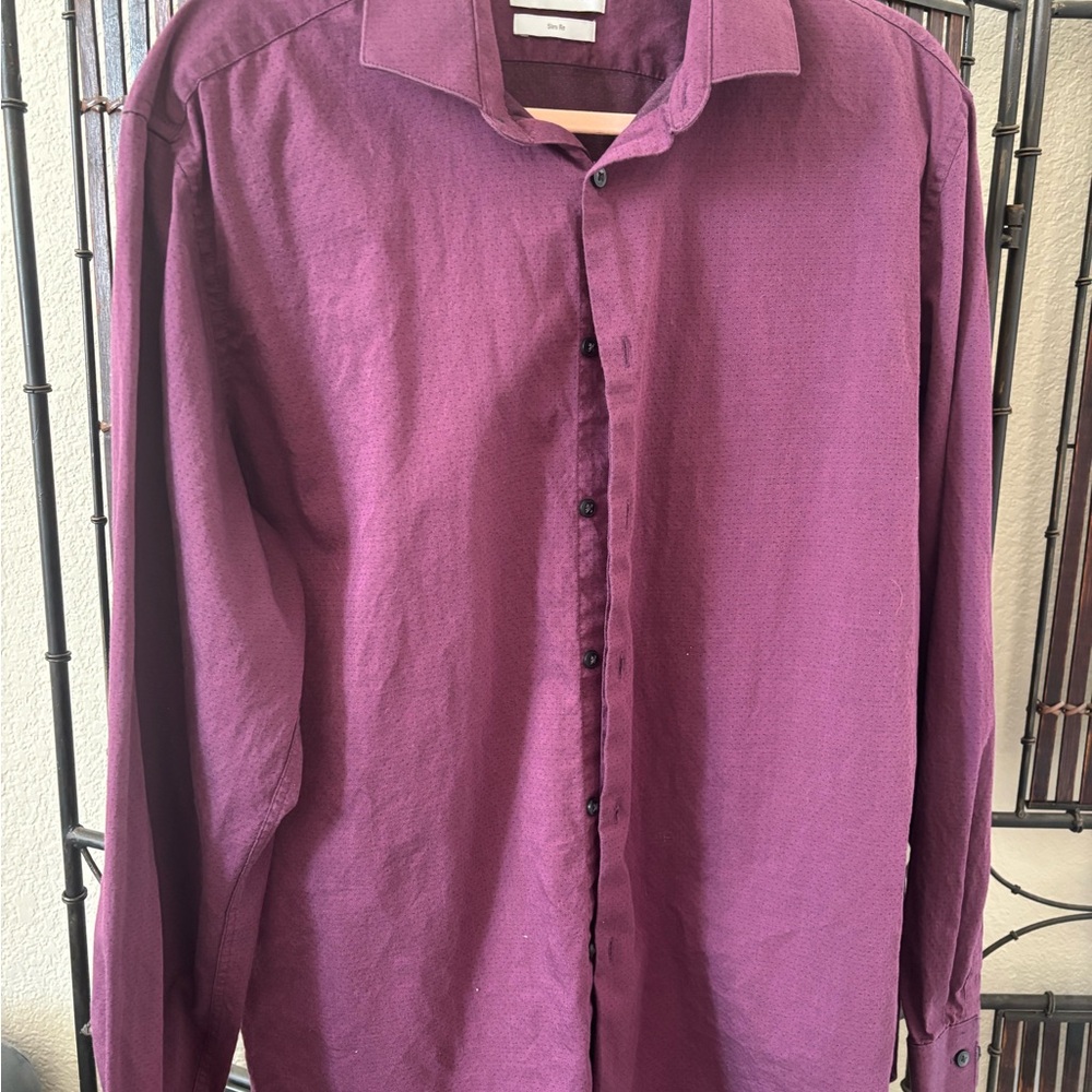 Calvin Klein Men's Deep Purple Casual Shirt -XL - Slim Fit